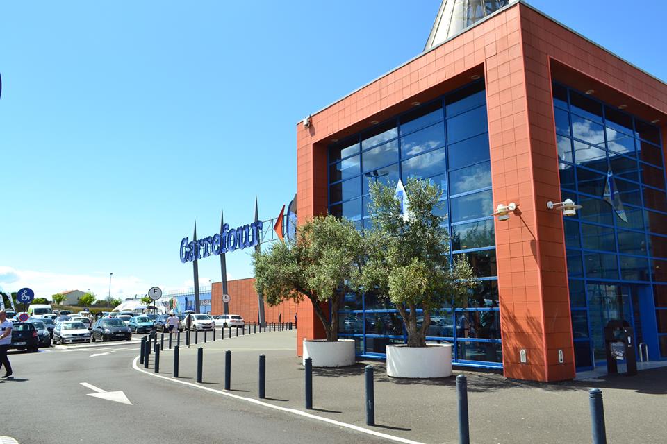 carrefour voyages angoulins 17
